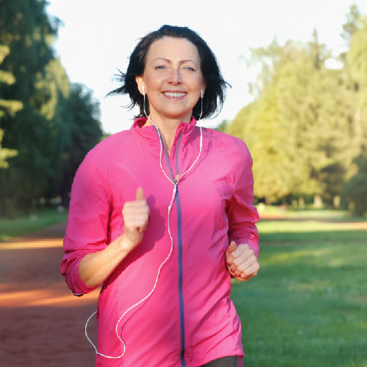 Cómo mantener un peso saludable durante la menopausia (ejercicio)